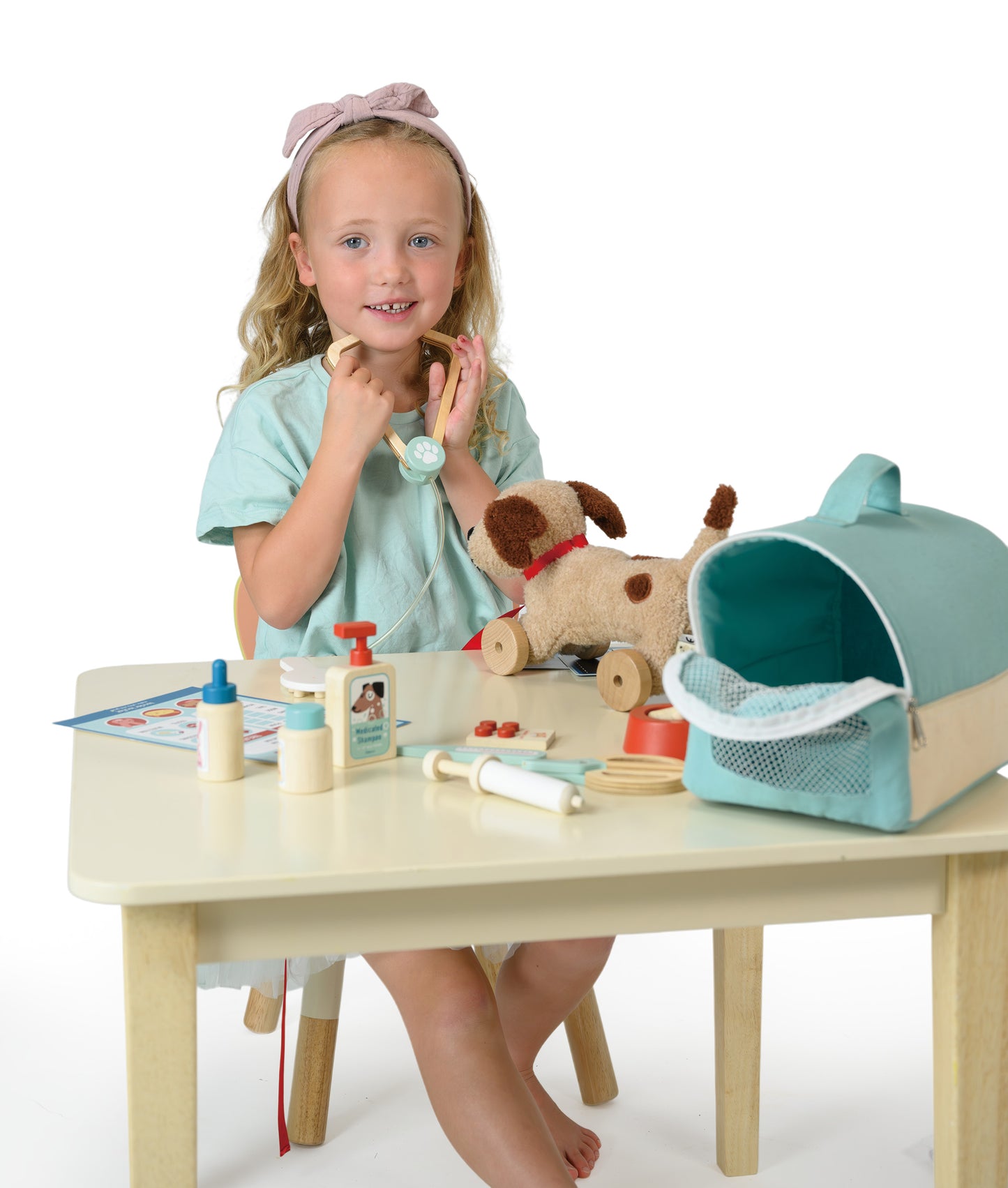 Tender Leaf Animal Rescue Vet Case playset (new 2026)